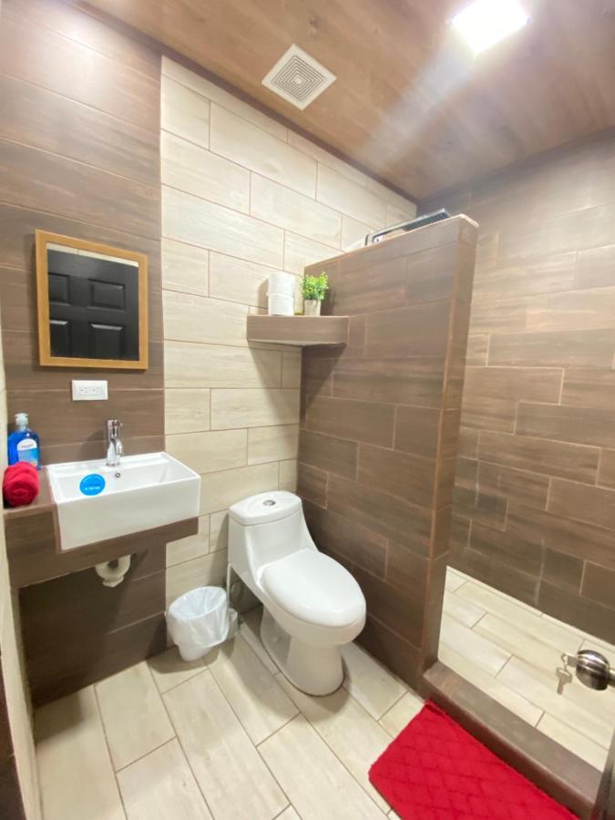 Pura Vida Apartment. 5 Min From Airport Alajuela Bagian luar foto