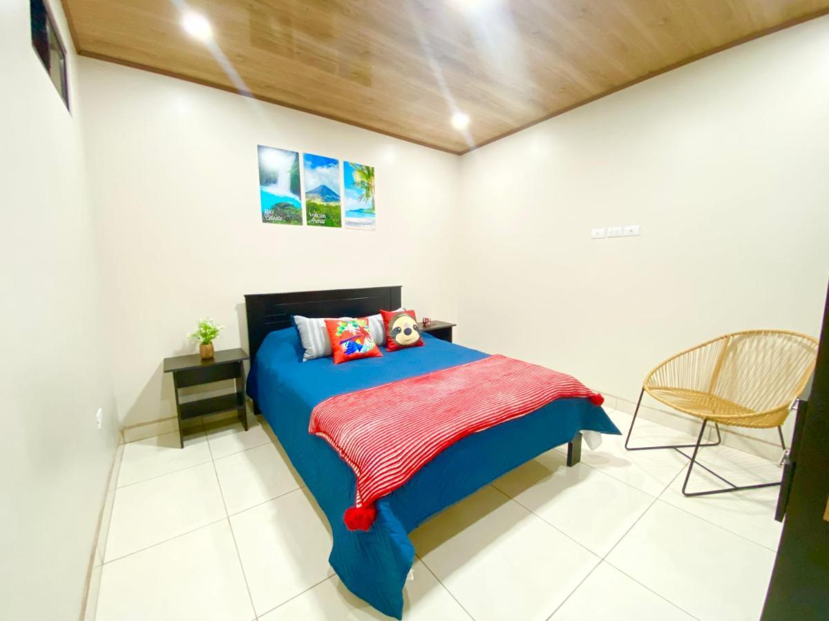 Pura Vida Apartment. 5 Min From Airport Alajuela Bagian luar foto