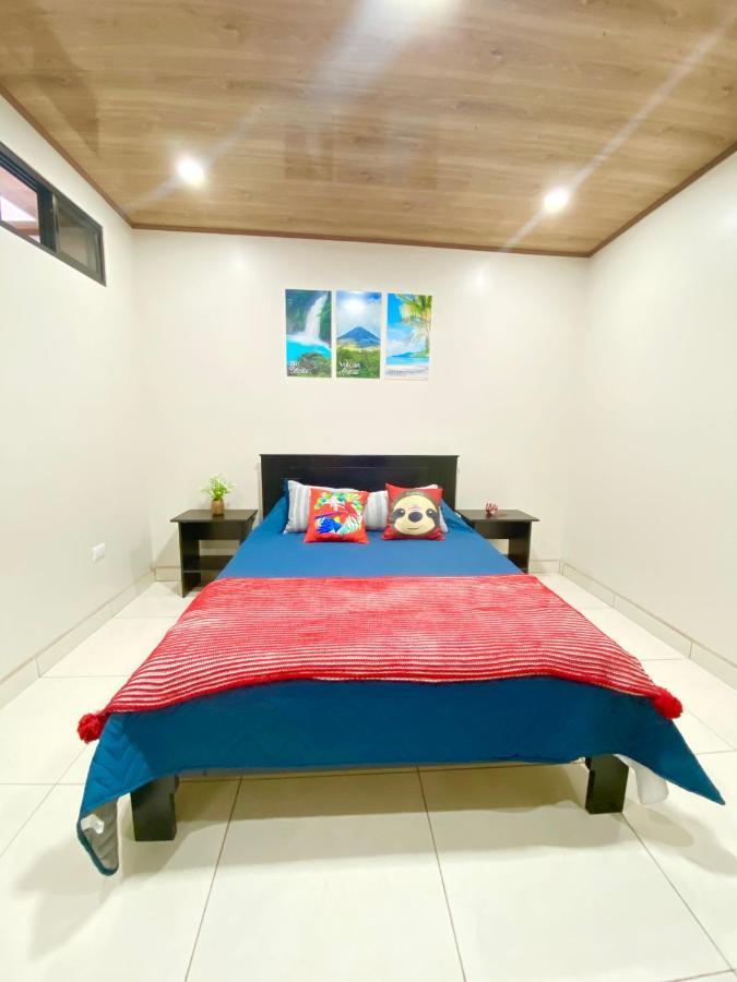 Pura Vida Apartment. 5 Min From Airport Alajuela Bagian luar foto