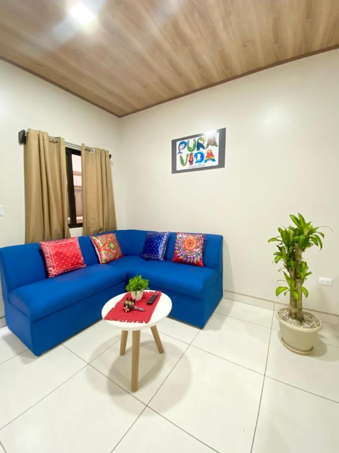 Pura Vida Apartment. 5 Min From Airport Alajuela Bagian luar foto
